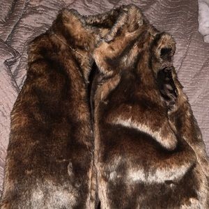 Fur vest